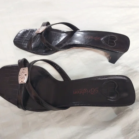 Brighton Black Croc-Embossed Strappy Slide Sandals Made In ITALY in Size 9M - Picture 8 of 9